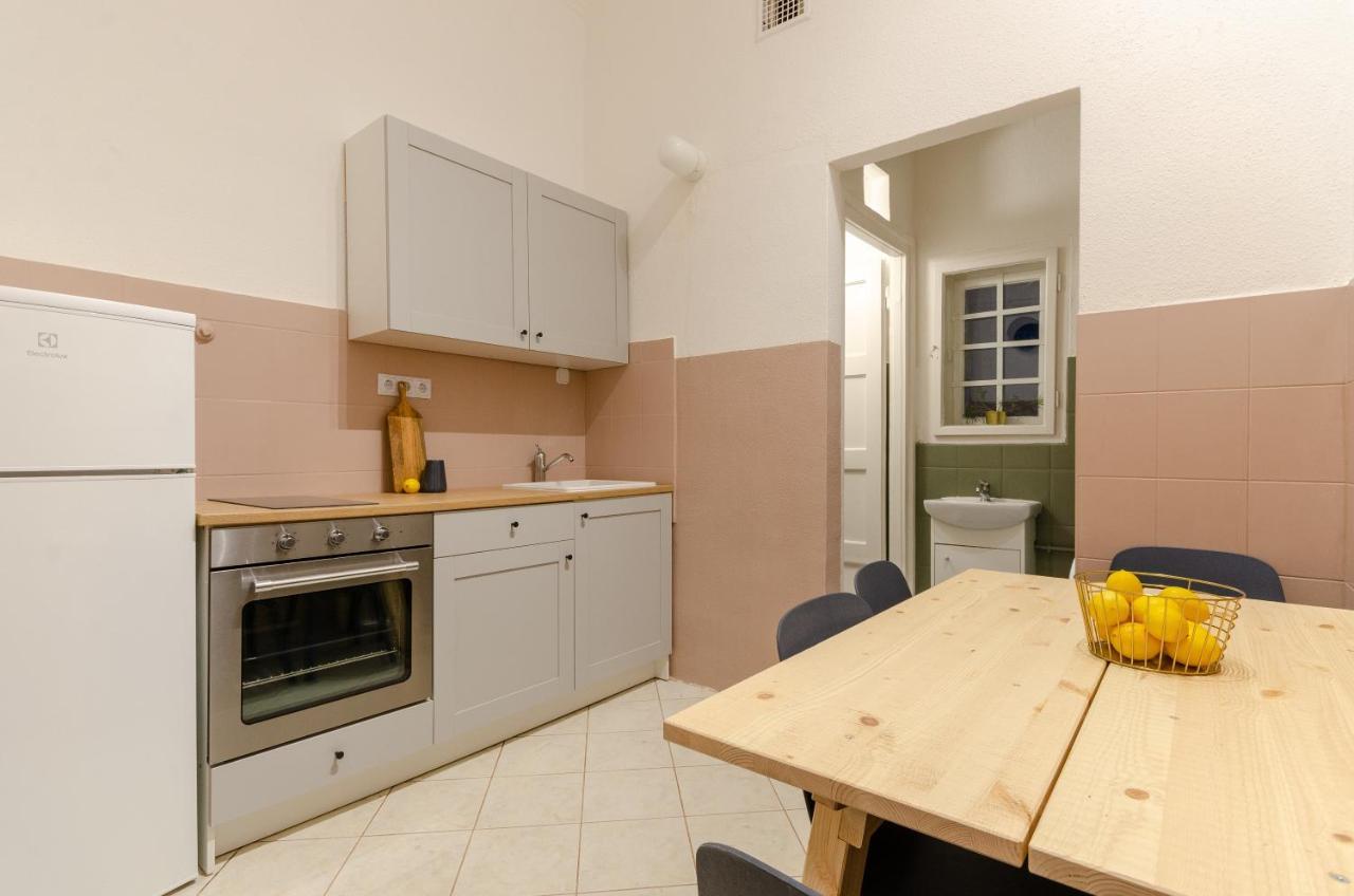 Cosy Apartment In Central District. ブダペスト エクステリア 写真